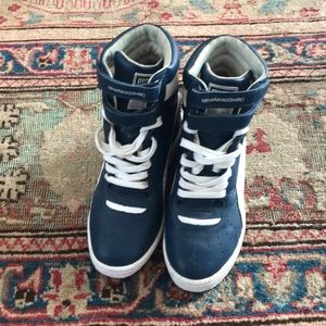 Puma sneakers
